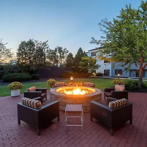 3* Hotel Courtyard Airport